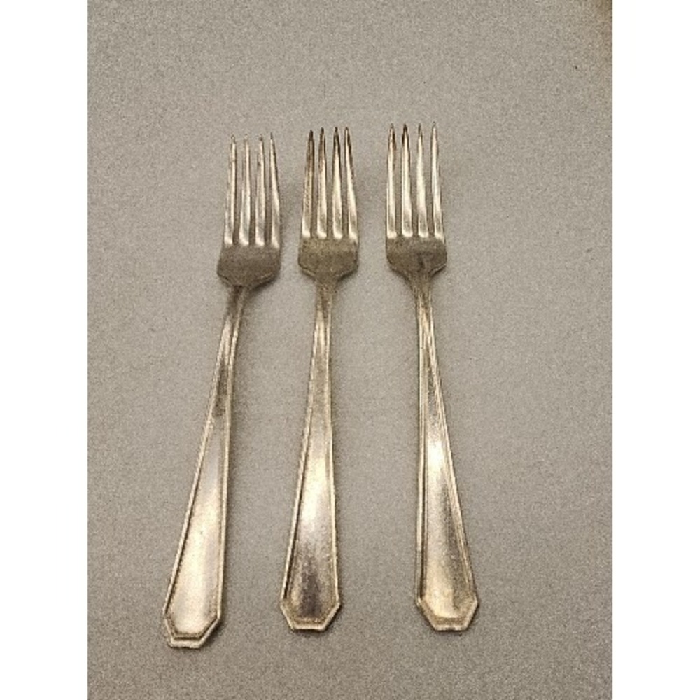 INT'L SILVERPLATE FLATWARE FORK STAMPED HALL X11 3 Forks